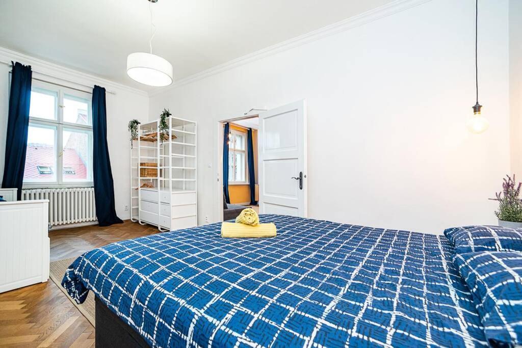 Elegant, Modern, 2-Bed Flat By Museum Of Prague 아파트 외부 사진